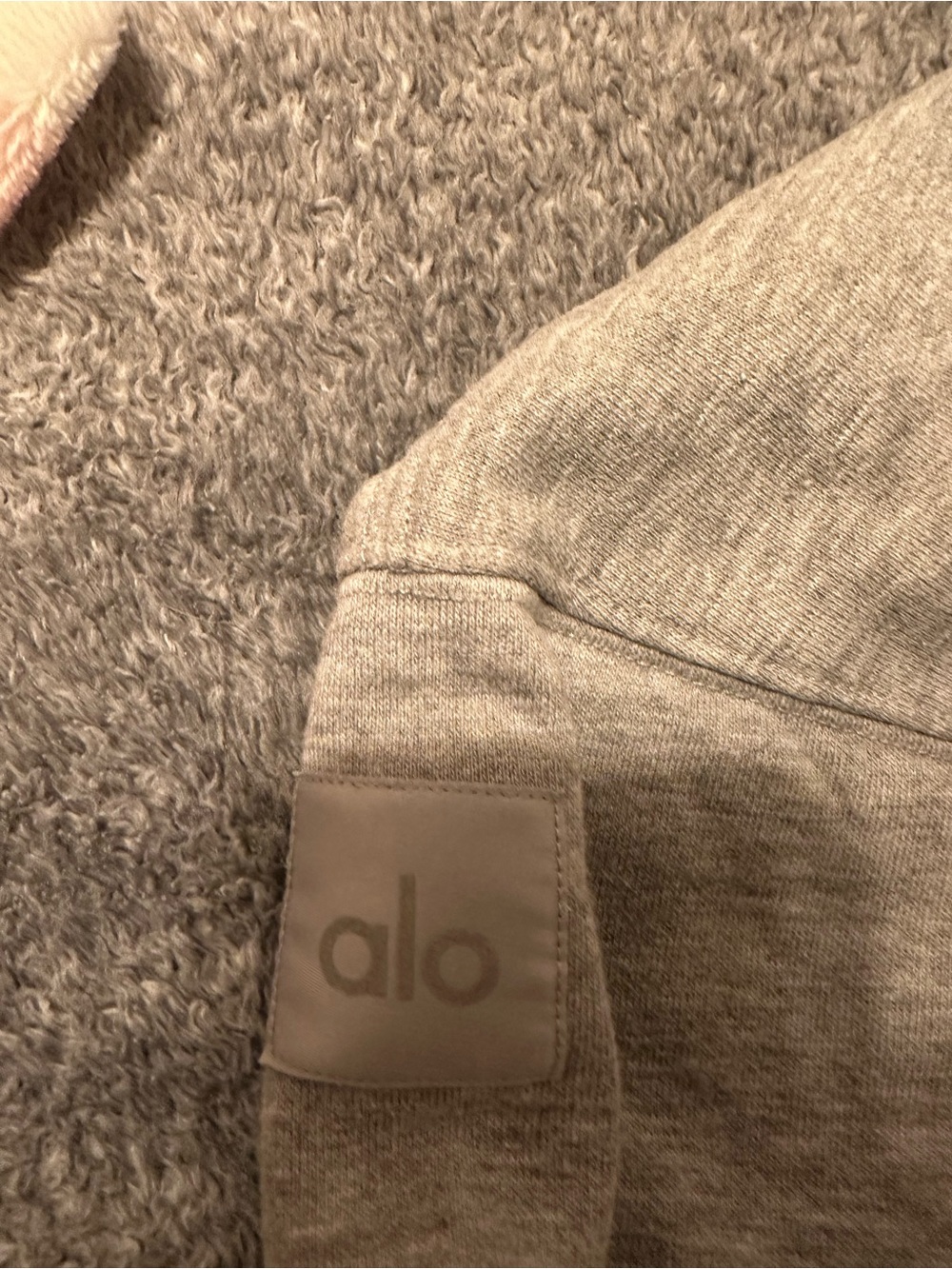 ALO Yoga Heather Gray Cropped Crew Sweatshirt - Picture 3 of 5